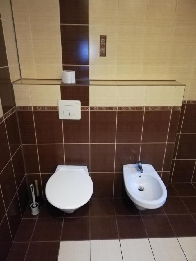 Halex 3 Lägenhet Bojná Exteriör bild